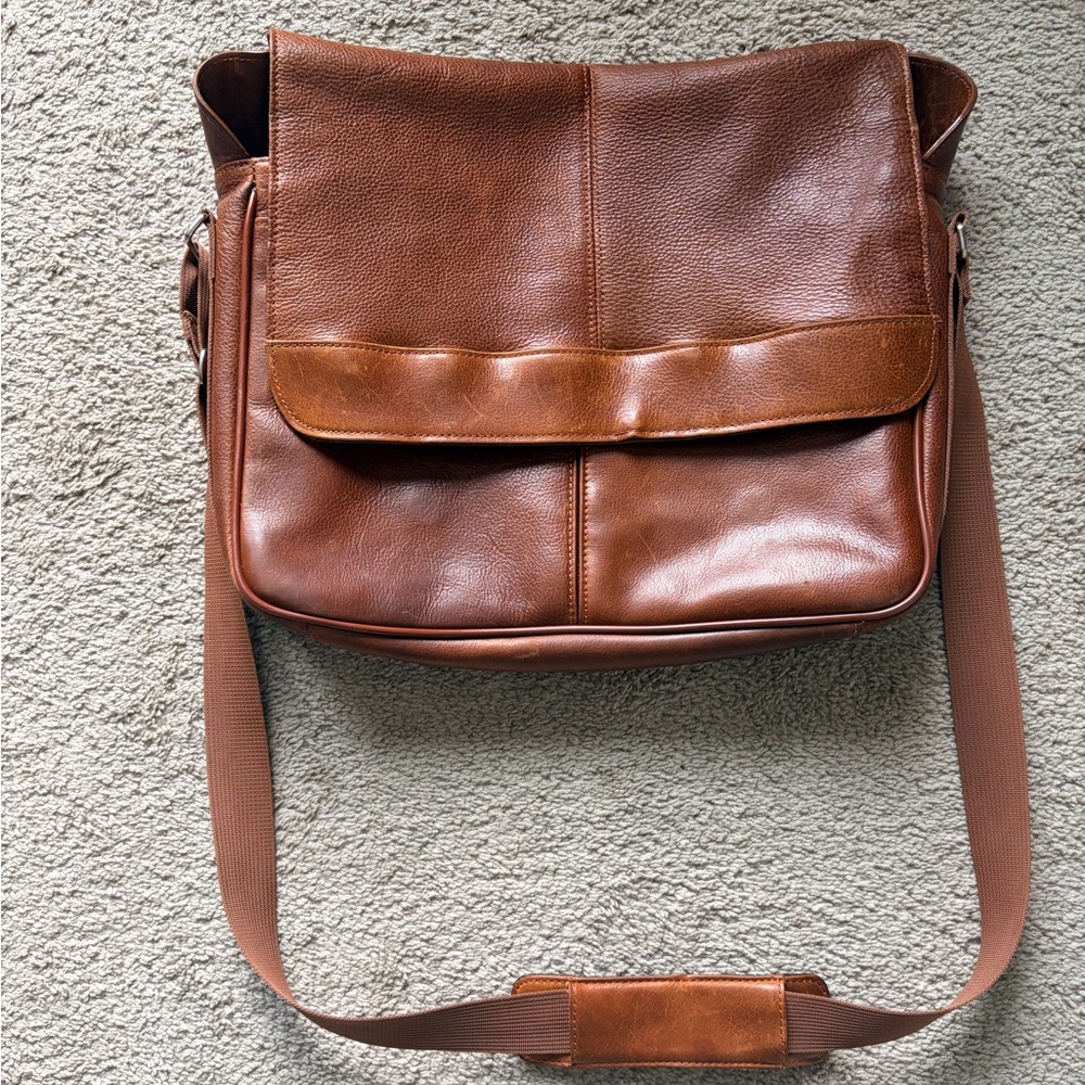 Wilson’s Brown Leather Bag Laptop 15” Work Briefcase - Picture 2 of 9